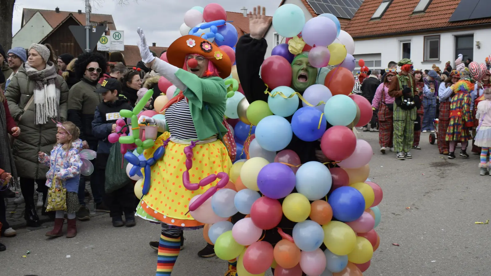 Luftballons en masse. (Foto: Christina Özbek)