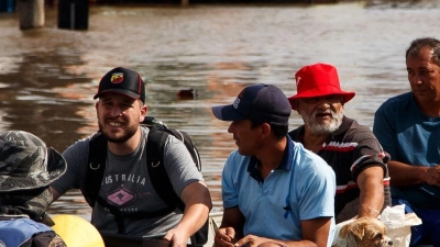 Rettungskräfte sind in der Region Rio Grande do Sul im Einsatz. (Foto: Claudia Martini/XinHua/dpa)