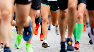 Los geht&#39;s! Einem Laufevent geht mitunter monatelanges Training voraus. (Foto: Christoph Soeder/dpa)