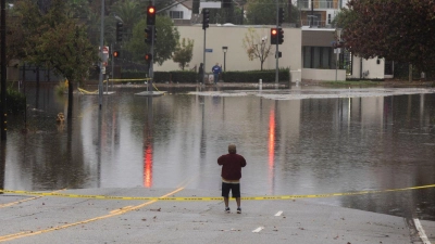 Schwere Unwetter sorgen im Süden Kaliforniens für Überschwemmungen. (Foto: Matthew Hoen/ZUMA Press Wire/dpa)