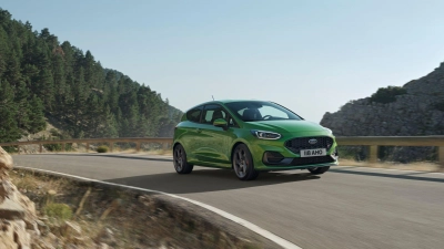 Kölner Kleinwagen: Der Ford Fiesta ist gebraucht ein beliebter Konkurrent zu Modellen wie Opel Corsa oder VW Polo. (Foto: Ford/dpa-tmn)