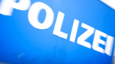 Die Polizei sucht nach Zeugen. (Symbolbild) (Foto: Philip Dulian/dpa)