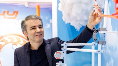 Bahri Kurter war seit 2023 Vorstand für Entwicklung, Marketing und Vertrieb bei Playmobil. (Archivbild) (Foto: Daniel Karmann/dpa)