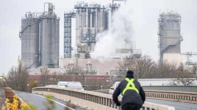 Die Chemiebranche ist besonders energieintensiv (Archivbild) (Foto: Benjamin Westhoff/dpa)