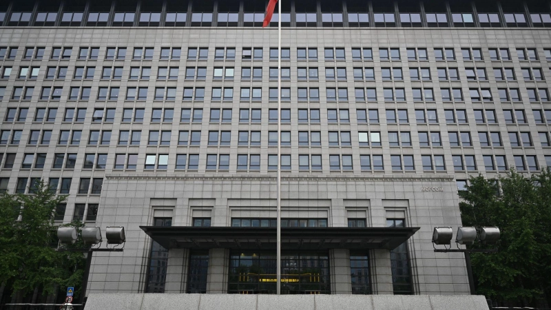 Die USA hatten zuletzt eine Reihe neuer Handelsbeschränkungen verhängt. Nun schlägt das chinesische Handelsministerium zurück. (Archivbild) (Foto: Johannes Neudecker/dpa)