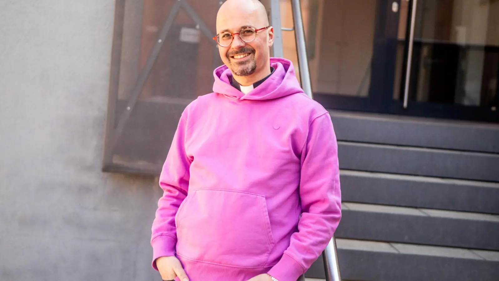 Auch Pfarradministrator Daniel Bittel macht sich Gedanken zum Thema Liebe. (Foto: Evi Lemberger)