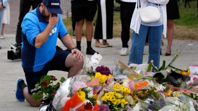 Der Schock und die Trauer um die Opfer des Anschlags sind groß. (Foto: Mark Baker/AP/dpa)