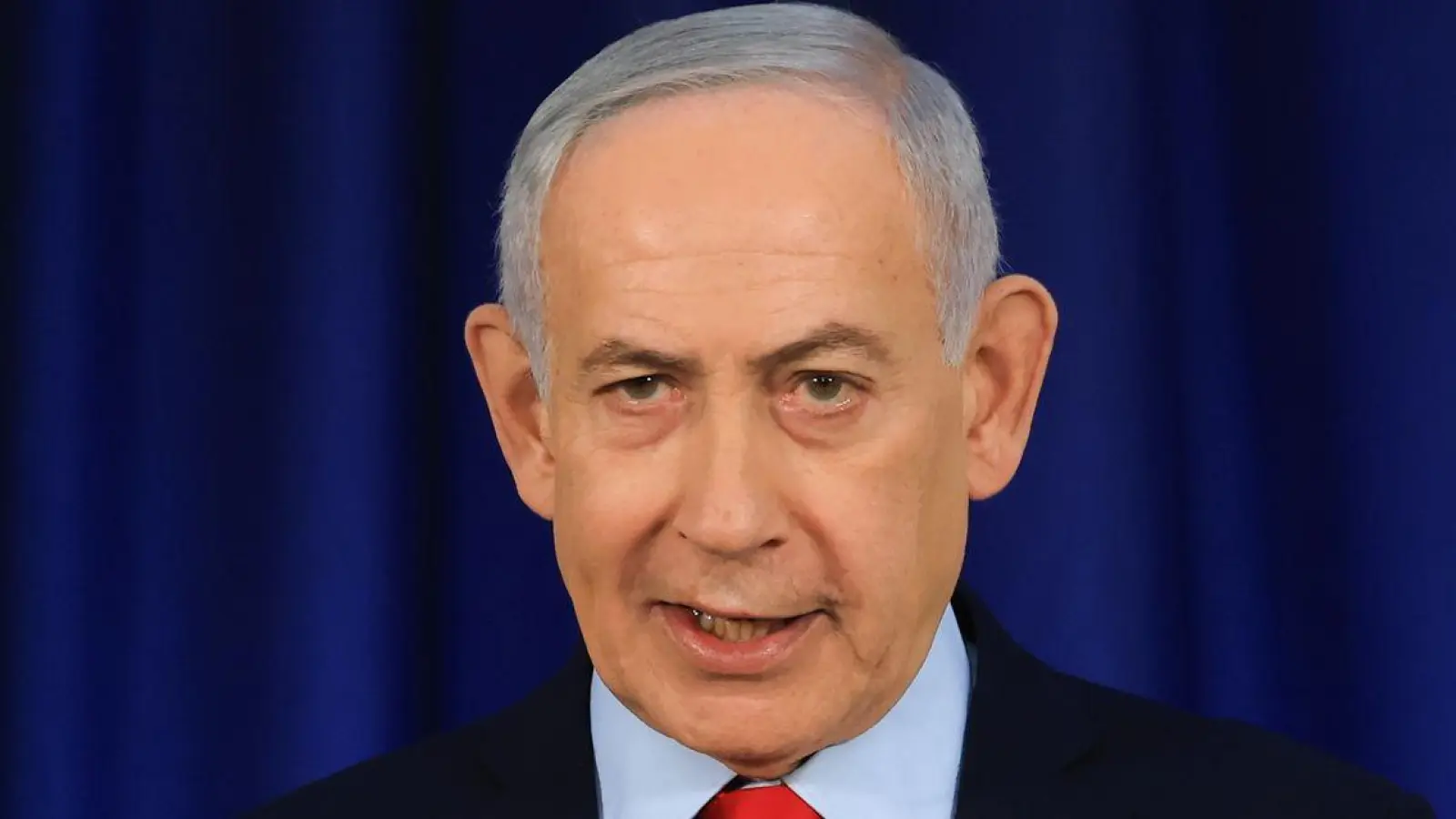 Der israelische Regierungschef hat sich erstmals öffentlich zu dem Plan des Friedensrats für den Gazastreifen geäußert, der die Entwaffnung der Hamas vorsieht. (Archivbild) (Foto: Ronen Zvulun/Pool Reuters/dpa)