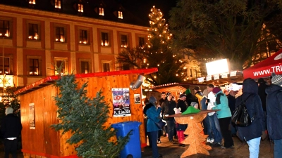 Neustadt lädt ein zum Adventszauber am Marktplatz.  (Foto: Gudrun Schwarz-Köhler)