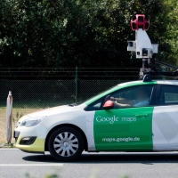 Das eigene Haus in Street View? Eigentümer und Mieter können bei Google beantragen, es unkenntlich zu machen. (Foto: Julian Stratenschulte/dpa/dpa-tmn)