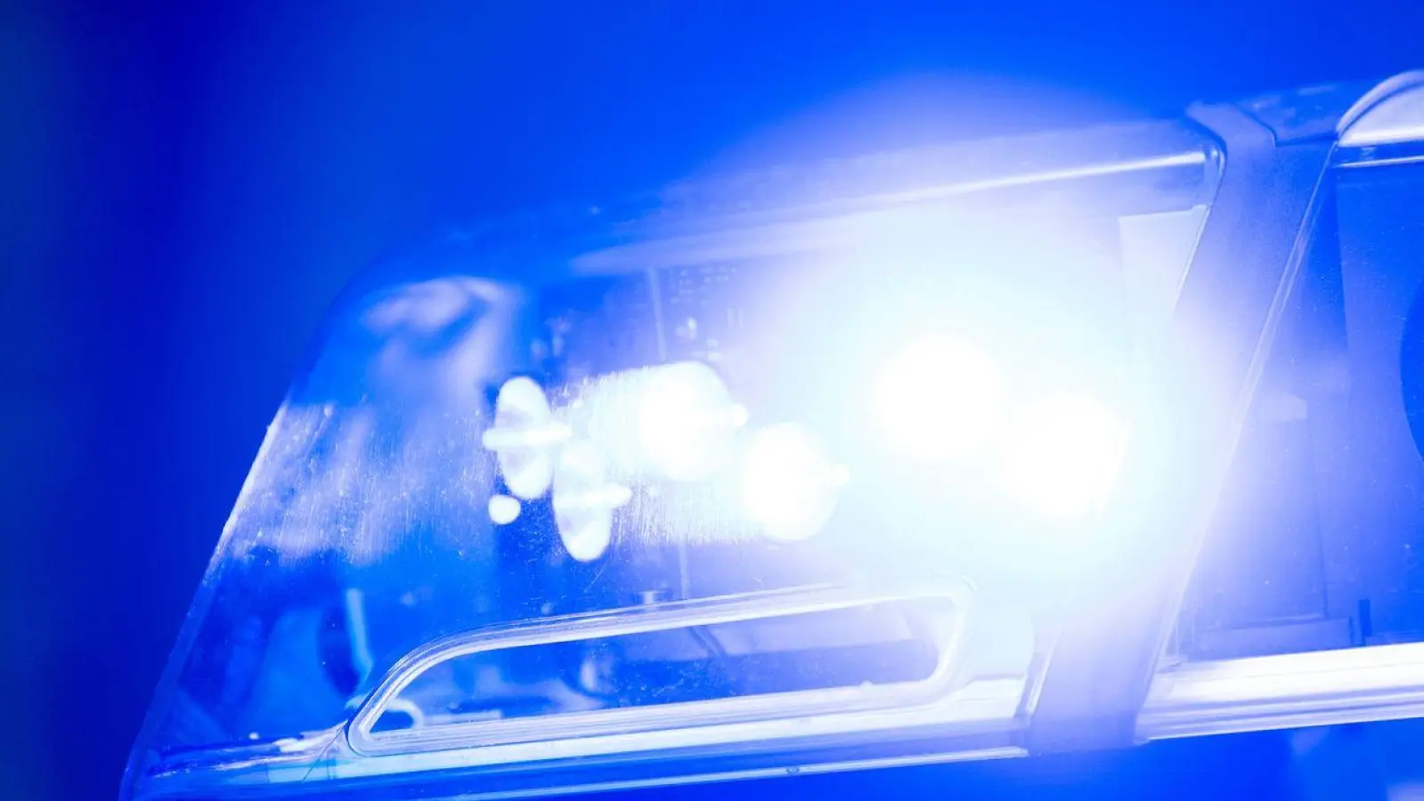 Den Kapitän erwartet eine Anzeige. (Symbolbild) (Foto: Lino Mirgeler/dpa)