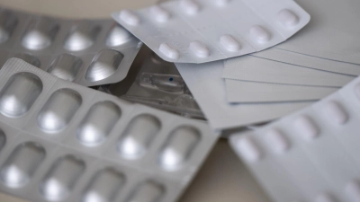 Die synthetischen Fentanyl, Tilidin und Oxycodon sind als Schmerzmittel zugelassen, haben in den USA jedoch eine verheerende Drogenepidemie ausgelöst. (Symbolbild) (Foto: Monika Skolimowska/dpa)