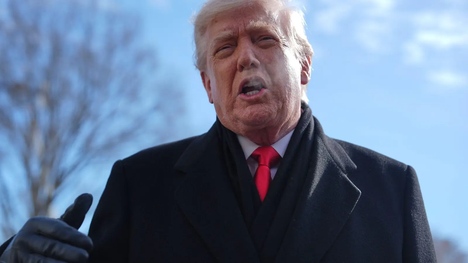 Kuba steht nach seinen Worten kurz vor dem Zusammenbruch - US-Präsident Donald Trump.  (Foto: Evan Vucci/AP/dpa)