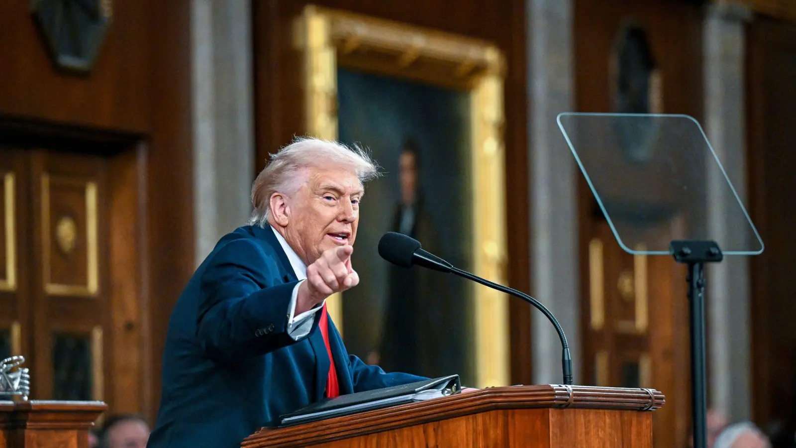 Donald Trumps Rede zur Lage der Nation im Februar gehört zu den Auftritten, an denen sich der Mann hinter seinem Teleprompter bereichert haben soll. (Archivbild) (Foto: Kenny Holston/Pool The New York Times/dpa)