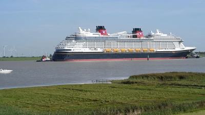 Die „Disney Destiny“ ist das jüngste von der Meyer Werft fertiggestellte Kreuzfahrtschiff. (Archivfoto) (Foto: Lars Penning/dpa)
