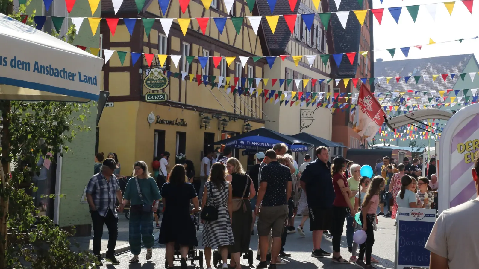Leutershausen bittet zum alljährlichen Altstadtfest.  (Foto: Alexander Biernoth)