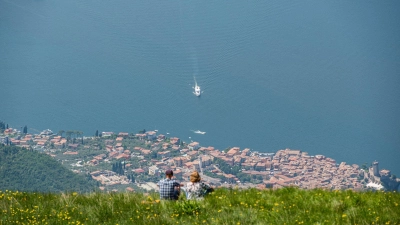 Am Gardasee, der bei Deutschen besonders beliebt ist, gibt es einen schweren Ausbruch des Norovirus. (Foto: Daniel Reinhardt/dpa)