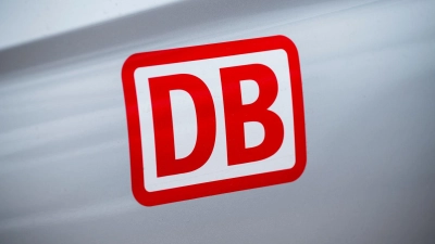 Bayernweit sind umfangreiche Sanierungsmaßnahmen der Bahn im Gang. Ab Ende Juni kommen weitere hinzu. (Symbolbild) (Foto: Daniel Vogl/dpa)