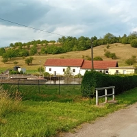 Die städtische Kläranlage bleibt ein zentrales Thema im Schillingsfürster Stadtrat. Weitere Entscheidungen über das künftige Konzept und die Finanzierung stehen in den kommenden Sitzungen an. (Foto: Susanne Landgraf)