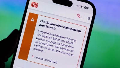 Eine Störung des Bahnfunksystems hatte drastische Folgen.  (Foto: Rolf Vennenbernd/dpa)