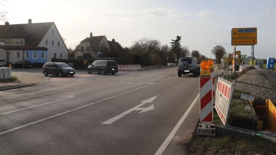 Für einen Kreisel bei Elpersdorf muss der Staat zwei Millionen Euro vorsehen. Dies fordert SPD-Politiker Harry Scheuenstuhl. (Foto: Oliver Herbst)