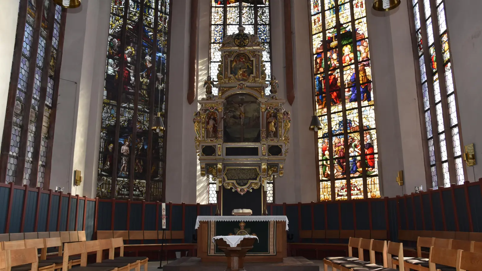 Die Aussichten als Pfarrerin oder Pfarrer in der evangelischen Kirche zu arbeiten, sind sehr gut. Die Landeskirche eröffnet mehrere alternative Wege ins Pfarramt – auch als Quereinstieg. (Foto: Silvia Schäfer)