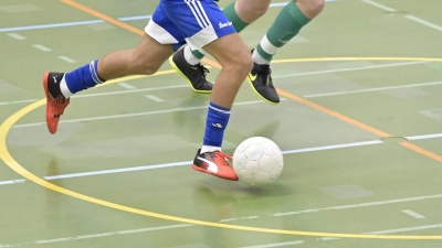 Auch im Fußballkreis rollt der Ball wieder in der Halle. Los geht es bei den Männern kurz nach Weihnachten. (Foto: Martin Rügner)