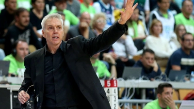 Ist mit Deutschlands Basketballern bei der WM dabei: Coach Gordon Herbert. (Foto: Matthias Stiekel/dpa)