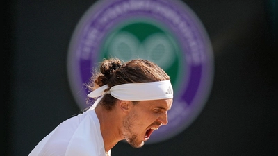 Emotional feierte Alexander Zverev im Viertelfinale gegen Taylor Fritz wichtige Punktgewinne. (Foto: Andrew Matthews/PA Wire/dpa)
