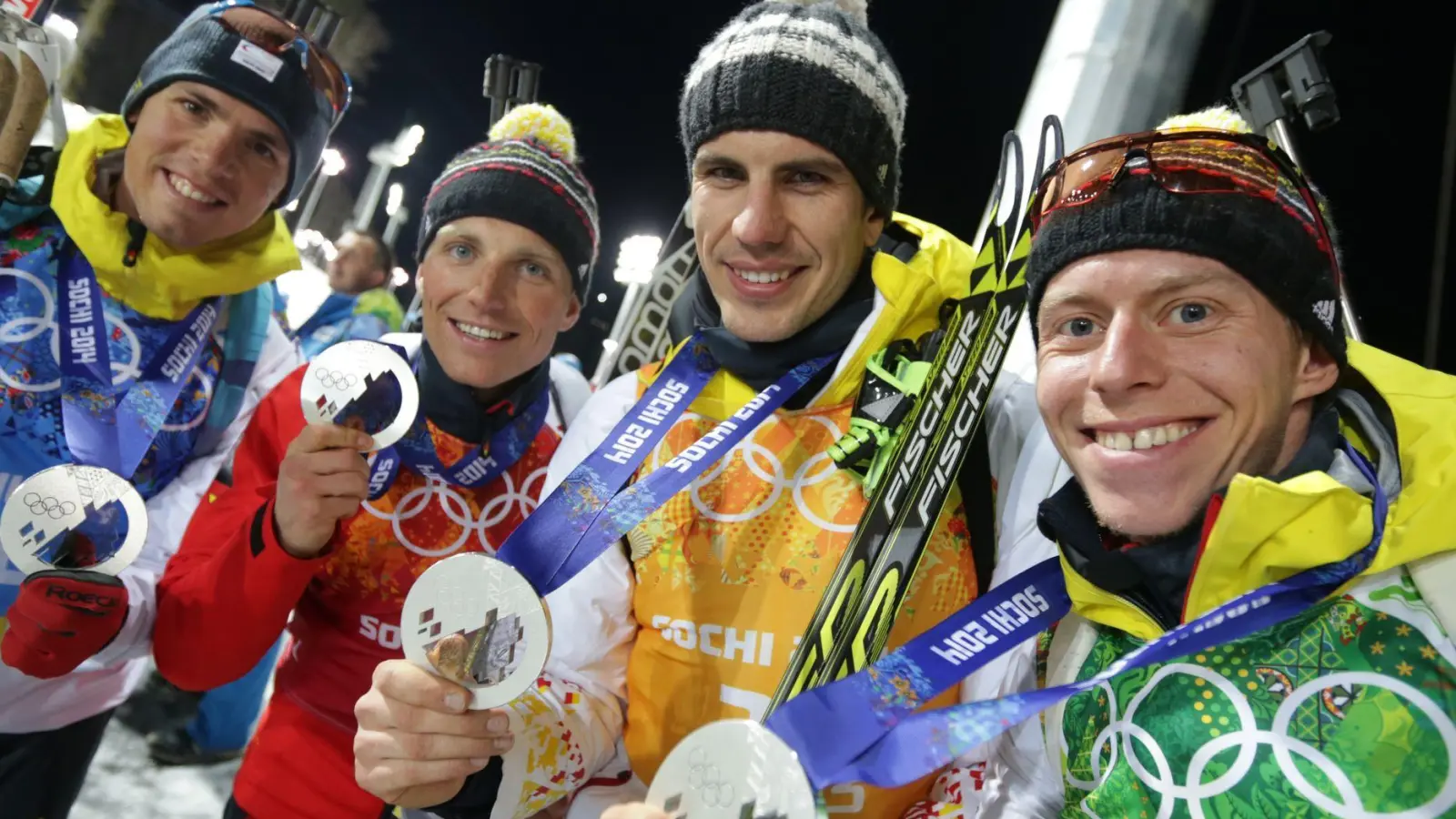 Die deutsche Biathlon-Staffel von Sotschi 2014 bekommt wohl zehn Jahre später doch noch Olympia-Gold. (Foto: picture alliance / Kay Nietfeld/dpa)