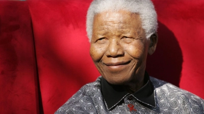 Friedensnobelpreisträger Nelson Mandela ist vor zehn Jahren im Alter von 95 Jahren gestorben. (Foto: Kim Ludbrook/EPA/dpa)