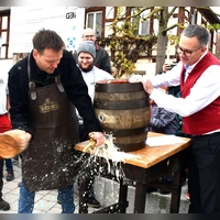 Bürgermeister Markus Helmreich führt den Bieranstich am Samstag um 14 Uhr durch. (Foto: Gudrun Schwarz-Köhler)