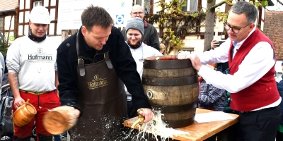 Bürgermeister Markus Helmreich führt den Bieranstich am Samstag um 14 Uhr durch. (Foto: Gudrun Schwarz-Köhler)