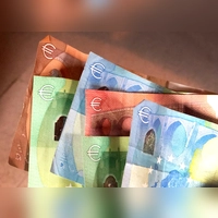 Drastisch eingebrochene Gewerbesteuer-Einnahmen und eine geplatzte Fördergeld-Zusage in Millionenhöhe zwingen die Stadt Leutershausen zu einer Haushaltssperre. (Symbolbild: Thomas Schaller)