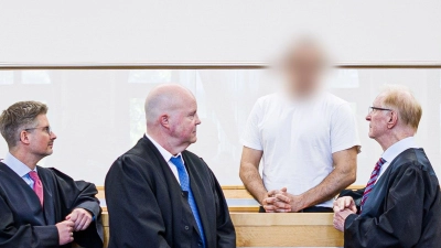 Ein Arzt der Medizinischen Hochschule soll zwei Patienten getötet und es in einem Fall versucht haben. (Foto: Moritz Frankenberg/dpa)