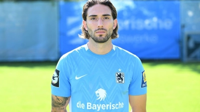 Marlon Frey traf für München gegen Rostock. (Foto: Felix Hörhager/dpa)