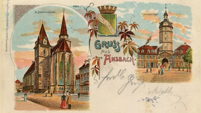 Die Johanniskirche und das Herrieder Tor auf einer historischen Postkarte: Sonntags werden auf allen drei Türmen die Glocken geläutet.  (Repro: Sammlung Martin Schuster)
