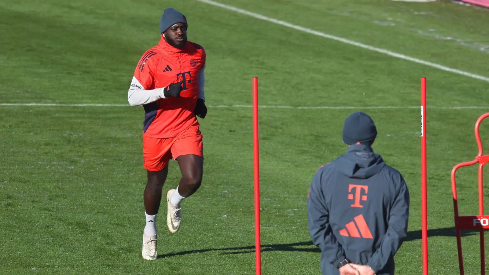 Wie sieht die Zukunft von Dayot Upamecano aus? (Foto: Karl-Josef Hildenbrand/dpa)