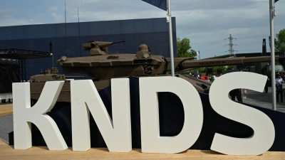 Die Bundesregierung und der französische Staat haben sich auf einen gleichen Anteil beim Panzerbauer KNDS geeinigt. (Archivbild) (Foto: Wolf von Dewitz/dpa)