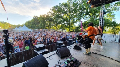 Too Many Zooz haben im vergangenen Jahr beim Weinturm Open Air eingeheizt.  (Foto: Anna Franck)