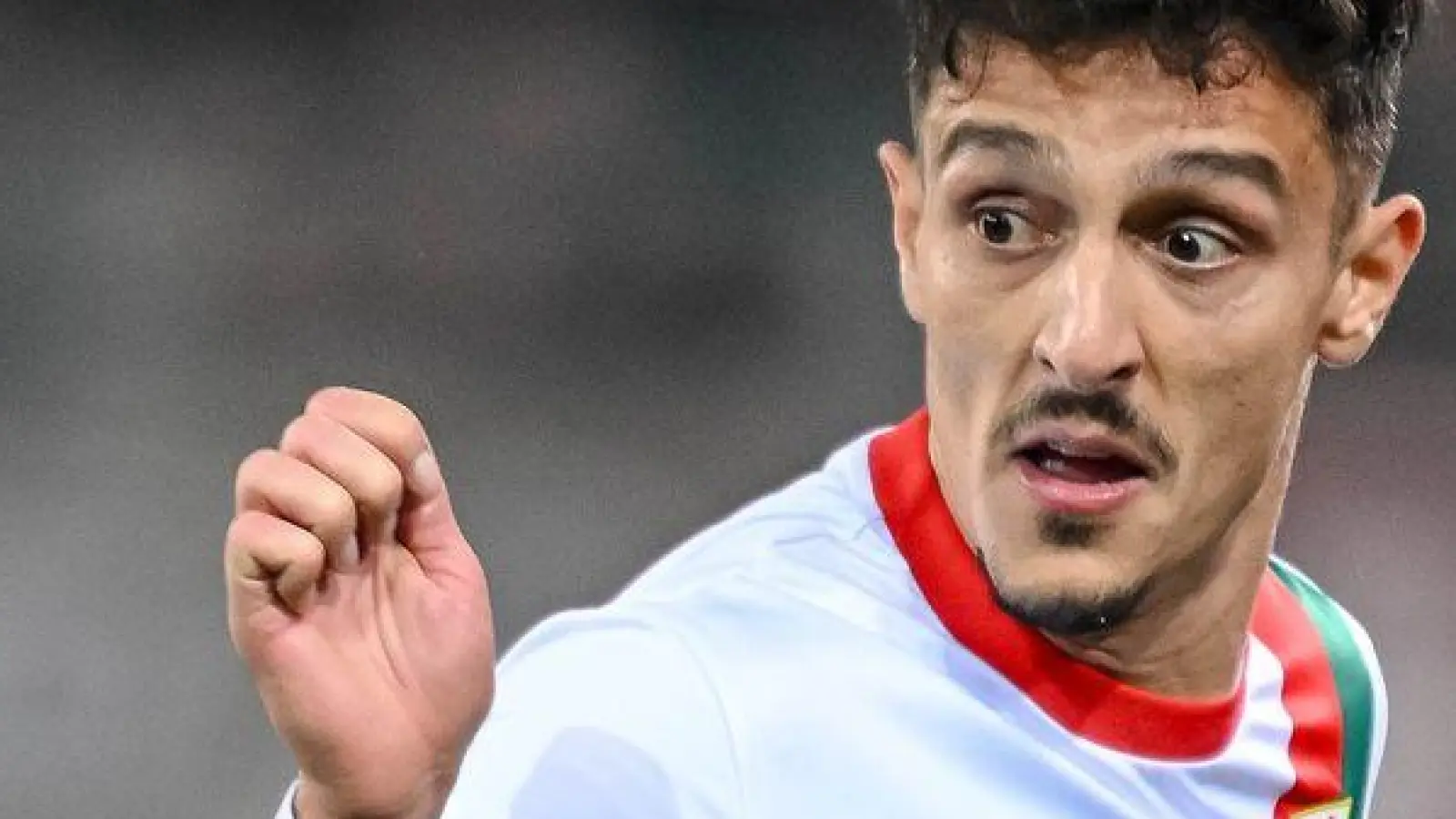 Dimitrios Giannoulis vom FC Augsburg zieht es zurück in seine Heimat Griechenland. (Archivbild) (Foto: Harry Langer/dpa)