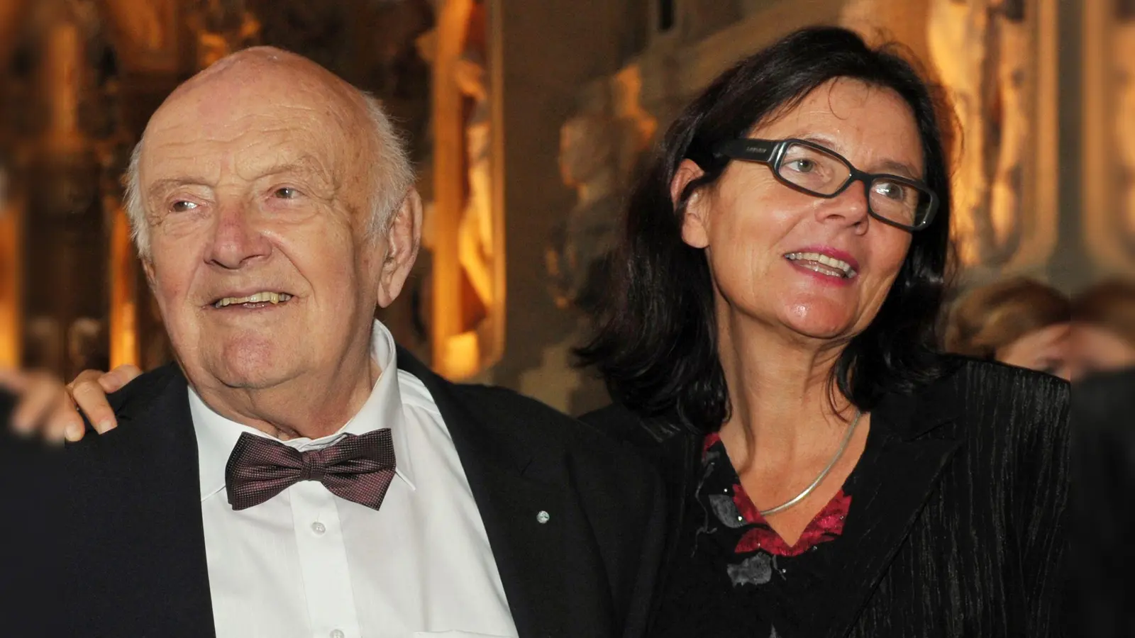 Die Tochter des Kinderbuchautors Otfried Preußler, Susanne Preußler-Bitsch, hat im Streit um die Benennung des Gymnasiums in Pullach nach ihrem Vater eine Entscheidung getroffen. (Archivbild) (Foto: Peter Kneffel/dpa)