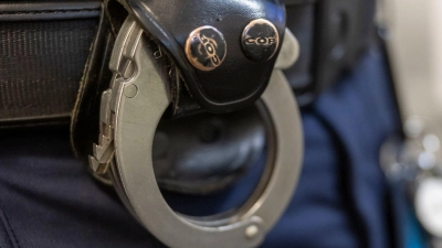 Der erbeutete Betrag ist hoch. (Symbolbild) (Foto: Peter Kneffel/dpa)