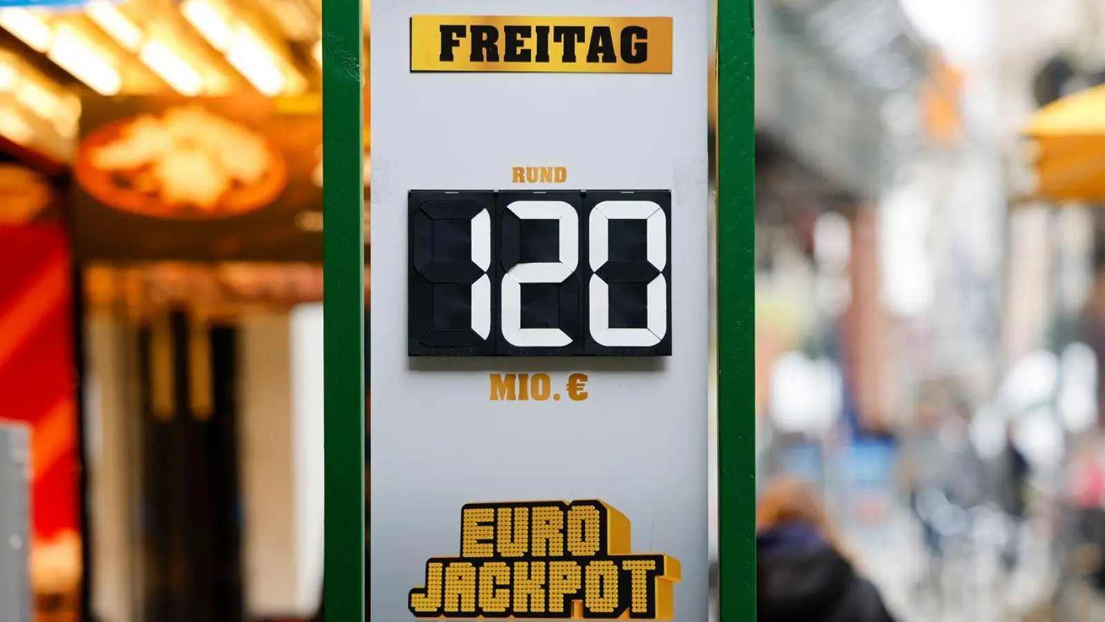 120 Millionen Euro waren im Eurojackpot zu vergeben - mehr ist nicht möglich. (Symbolbild) (Foto: Thomas Banneyer/dpa)