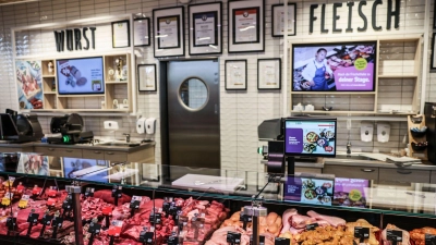 Viele Supermarktketten suchen verzweifelt nach Personal für ihre Bedientheken. (Foto: Oliver Berg/dpa)