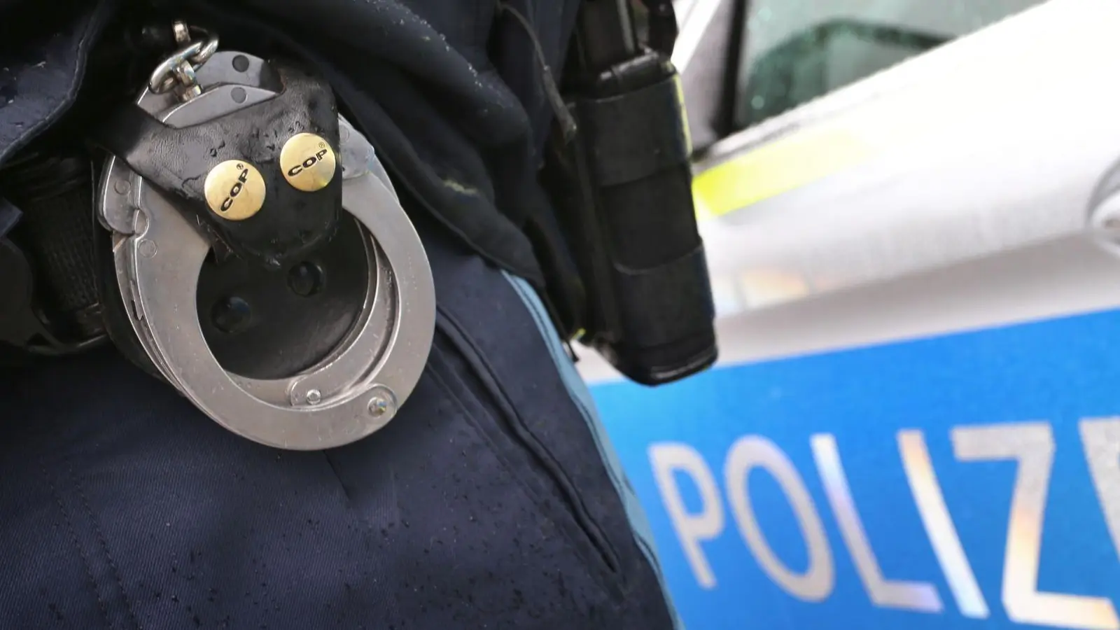 Gegen den Mann ermittelt nun die Kriminalpolizei. (Symbolbild) (Foto: Karl-Josef Hildenbrand/dpa)