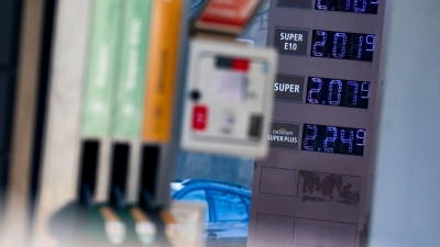 Die Spritpreise steigen weiter. (Foto: Christoph Reichwein/dpa)