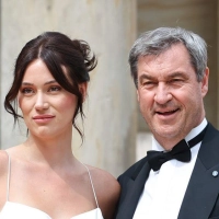 CSU-Politiker Markus Söder und seine Tochter Gloria-Sophie Burkandt geben derzeit Einblick in ihre Vater-Tochter-Beziehung. (Archivbild) (Foto: Daniel Karmann/dpa)