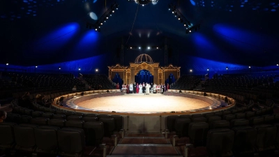 Der Circus Krone feierte am ersten Weihnachtstag die Premiere seines Winterprogramms, das in diesem Jahr unter dem Motto „Ich. Du. Wir. Krone“ steht. (Archivbild) (Foto: Lukas Barth/dpa)