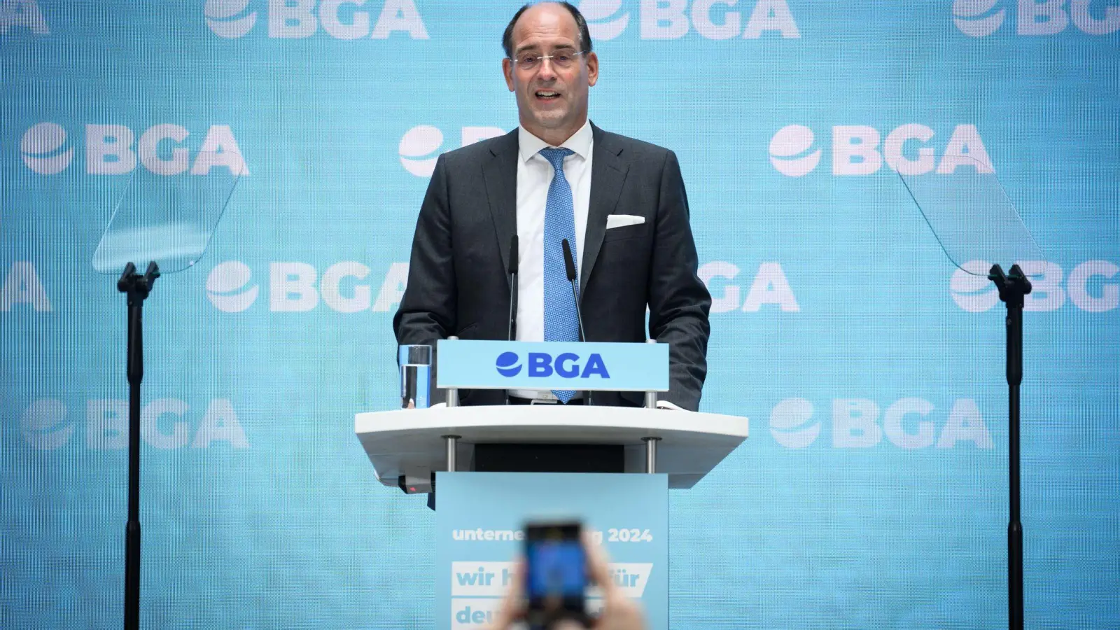 BGA-Präsident Dirk Jandura schlägt eine gemeinsame Allianz gegen Zölle vor (Foto: Bernd von Jutrczenka/dpa)